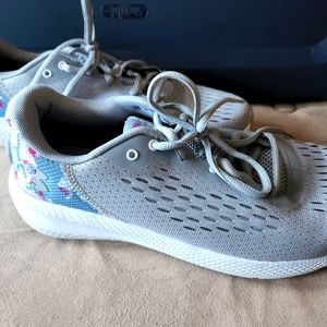 Underarmour Running Shoes